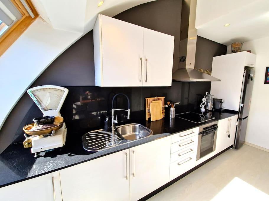 Apartamento Deluxe Vistas Al Mar Burela Bagian luar foto