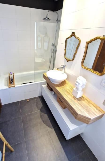 Apartamento Deluxe Vistas Al Mar Burela Bagian luar foto