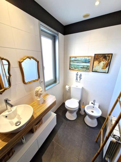 Apartamento Deluxe Vistas Al Mar Burela Bagian luar foto