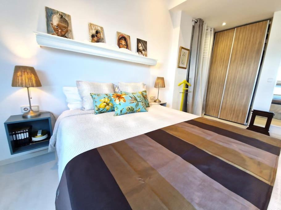 Apartamento Deluxe Vistas Al Mar Burela Bagian luar foto